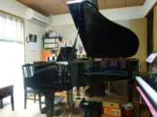 ぴぴピアノ教室グランドピアノ